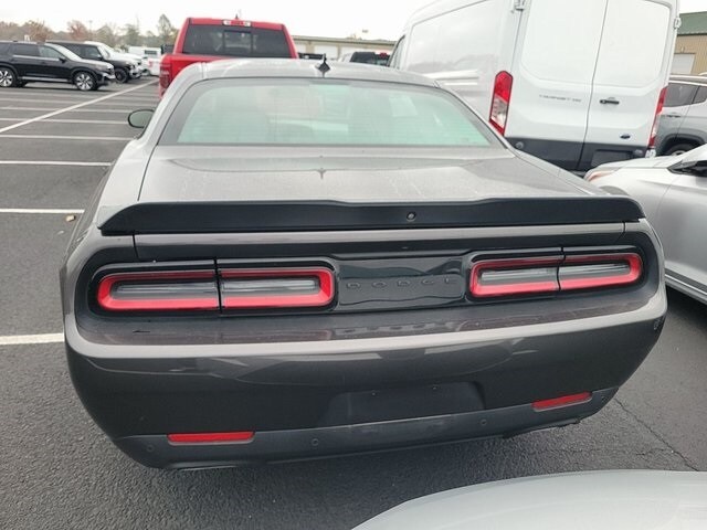 2022 Dodge Challenger R/T photo 4