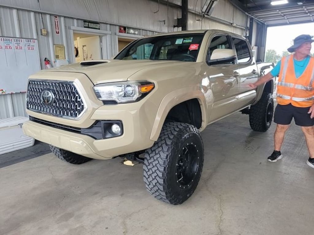 Used 2019 Toyota Tacoma  Truck Double Cab