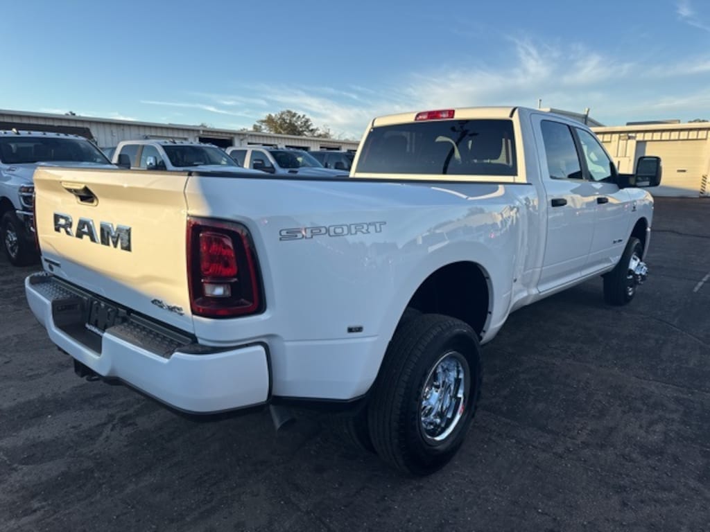 New 2026 Ram 3500 Big Horn Pickup