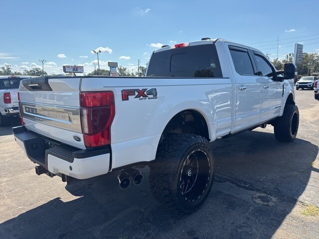 2021 Ford F-250 Platinum photo 2