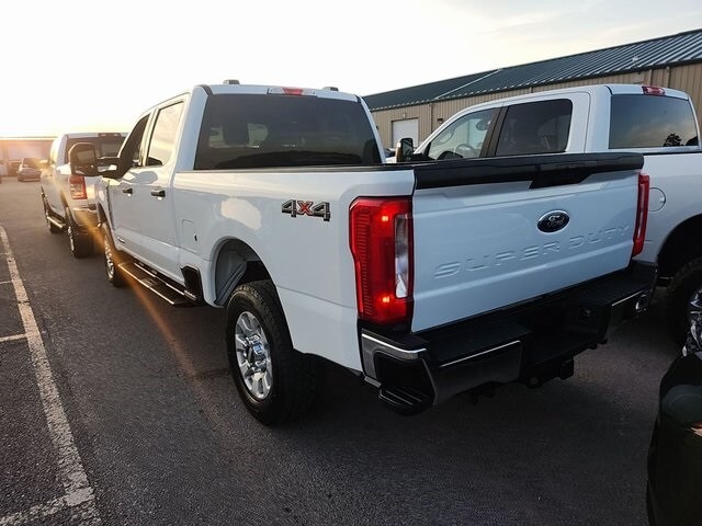 2024 Ford F-250 XLT photo 4