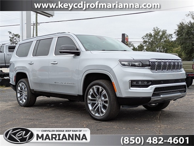 2023 Jeep Grand Wagoneer Series II's photo