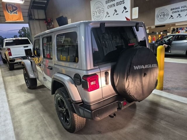 2021 Jeep Wrangler Unlimited Sahara Altitude photo 2