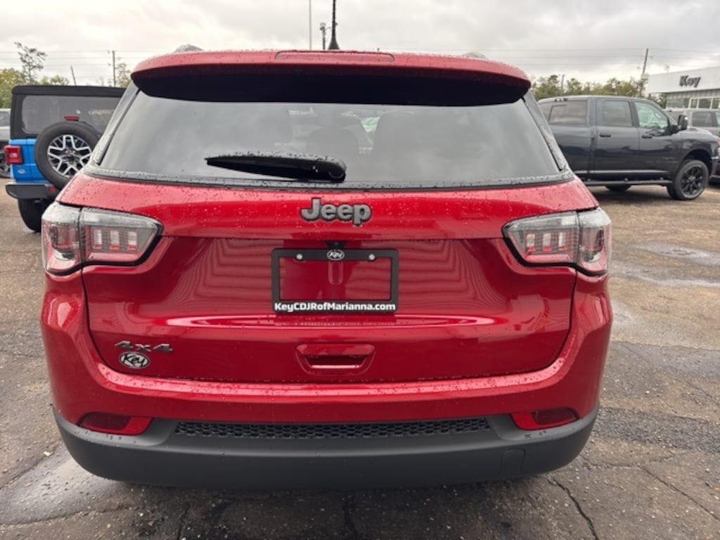 New 2026 Jeep Compass Latitude Sport Utility