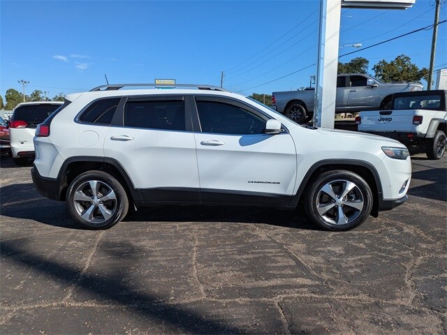2021 Jeep Cherokee Limited photo 2