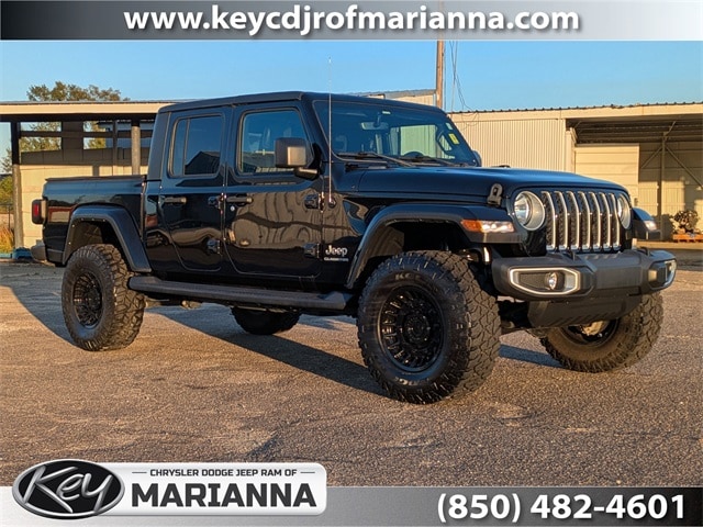 2021 Jeep Gladiator Overland's photo