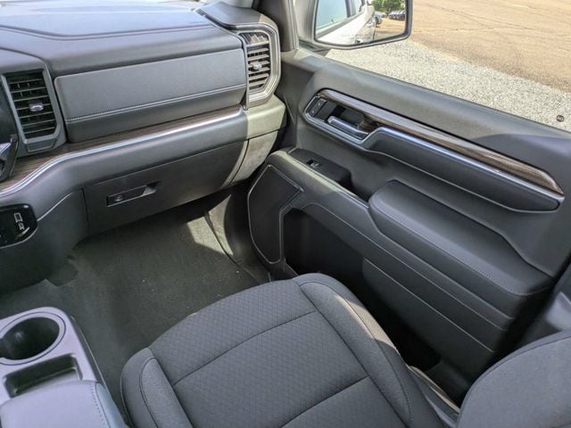 2022 Chevrolet Silverado 1500 RST - Photo 17