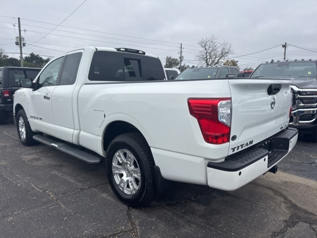 Used 2018 Nissan Titan SV Truck King Cab