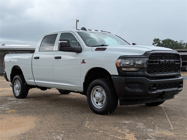 2024 Ram 2500 Tradesman photo 2