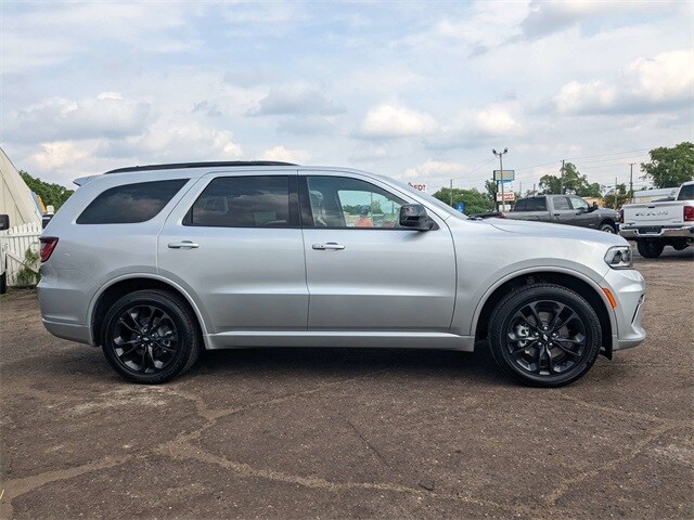 2025 Dodge Durango GT photo 3