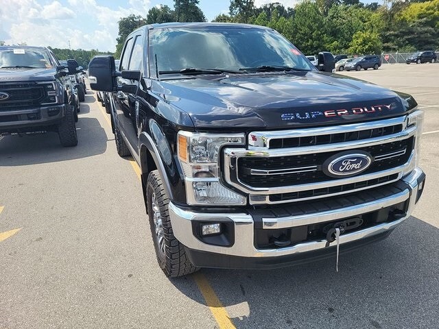 2022 Ford F-250 Lariat photo 2