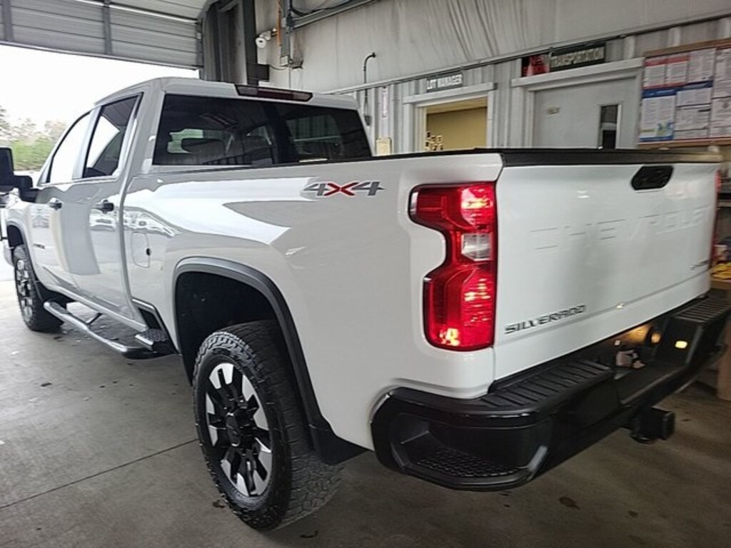 Used 2023 Chevrolet Silverado 2500 HD Custom Truck Crew Cab