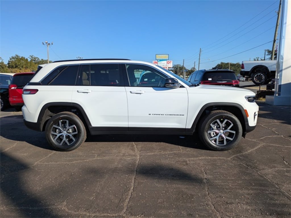 New 2025 Jeep Grand Cherokee Limited Sport Utility