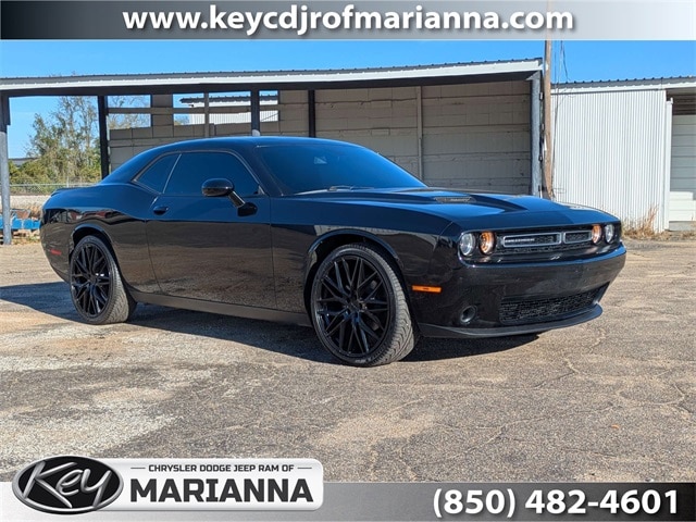 2023 Dodge Challenger SXT