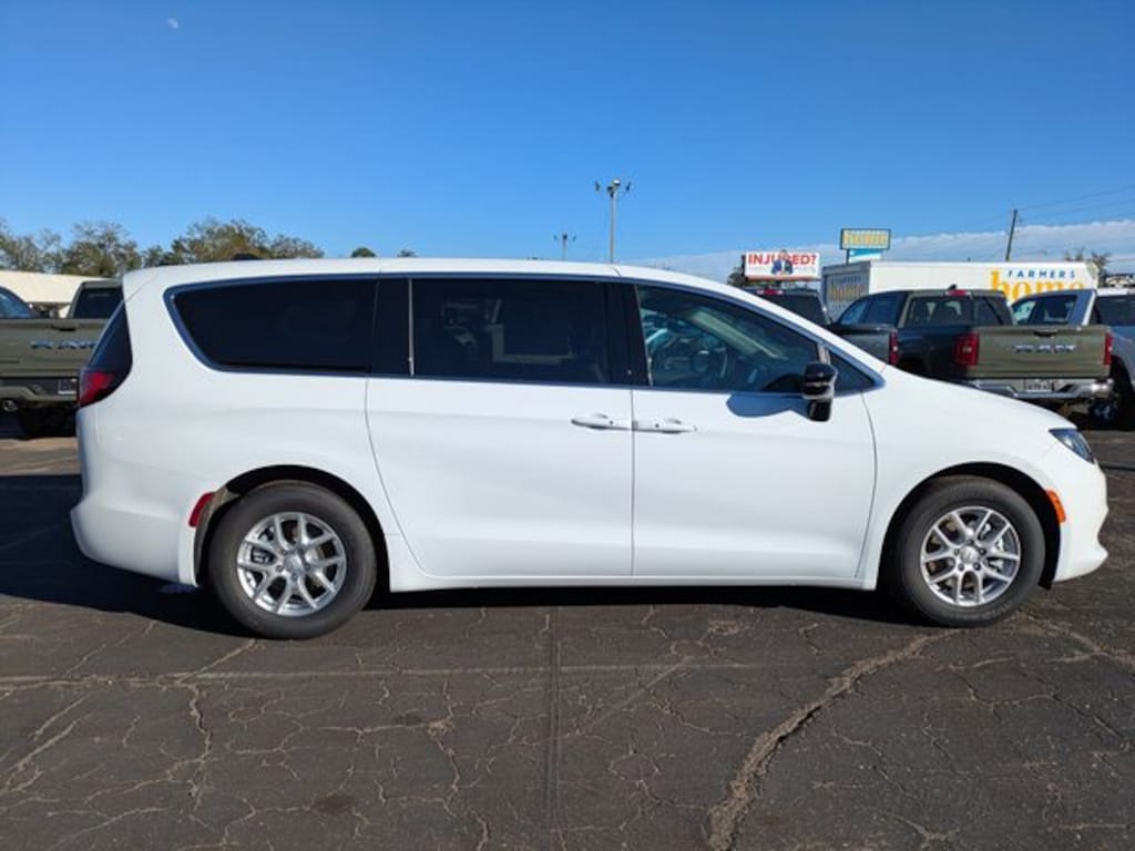 New 2026 Chrysler Voyager LX Cargo Van