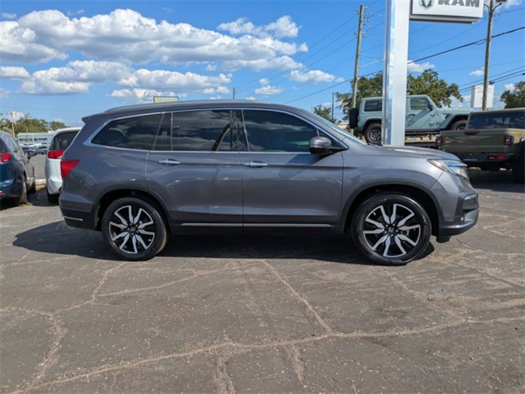 Used 2021 Honda Pilot Touring 8 Passenger 2WD SUV