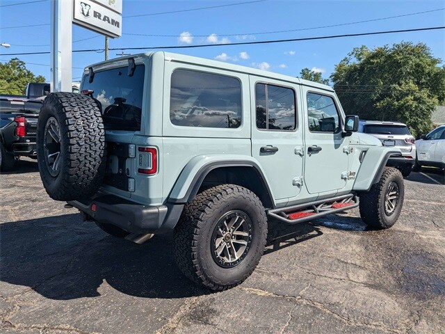 2024 Jeep Wrangler Rubicon 392 photo 4