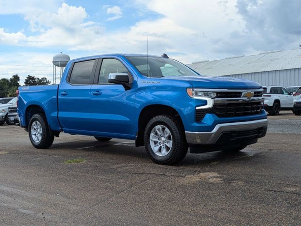 Used 2025 Chevrolet Silverado 1500 LT w/1LT Truck Crew Cab