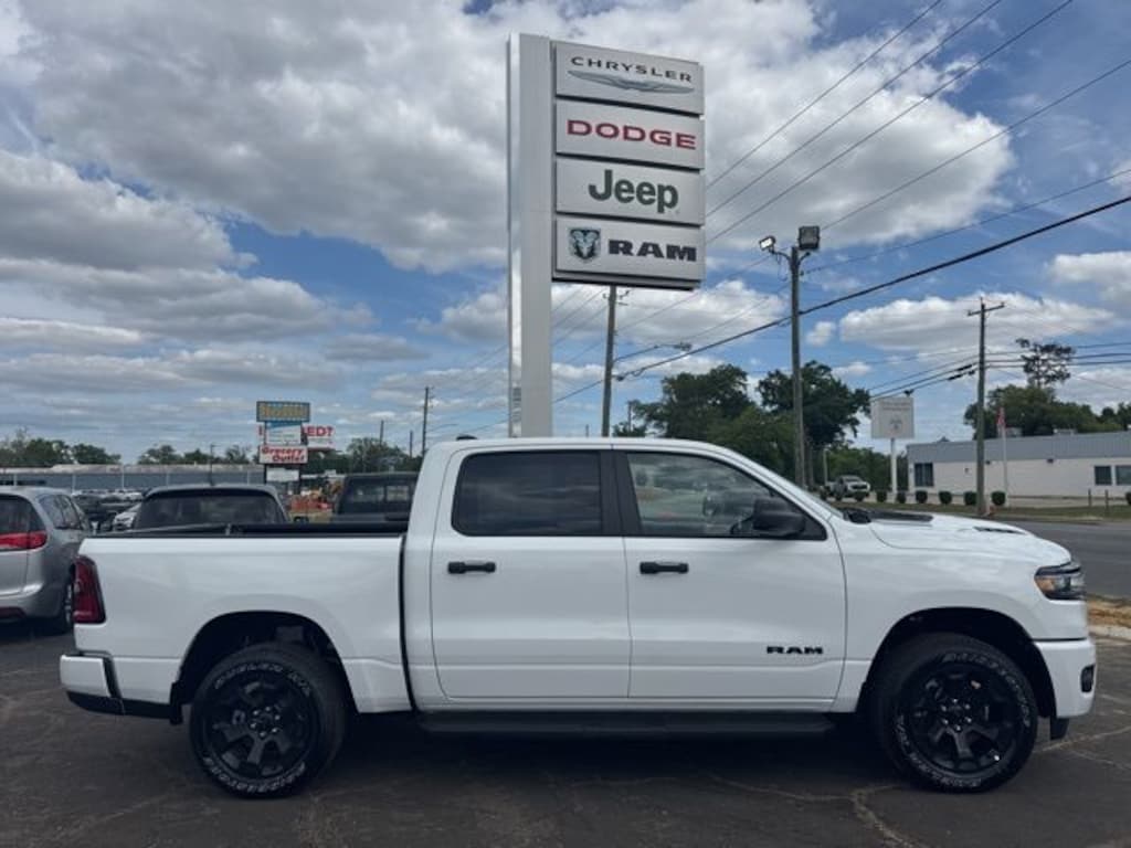 New 2026 Ram 1500 Express Pickup