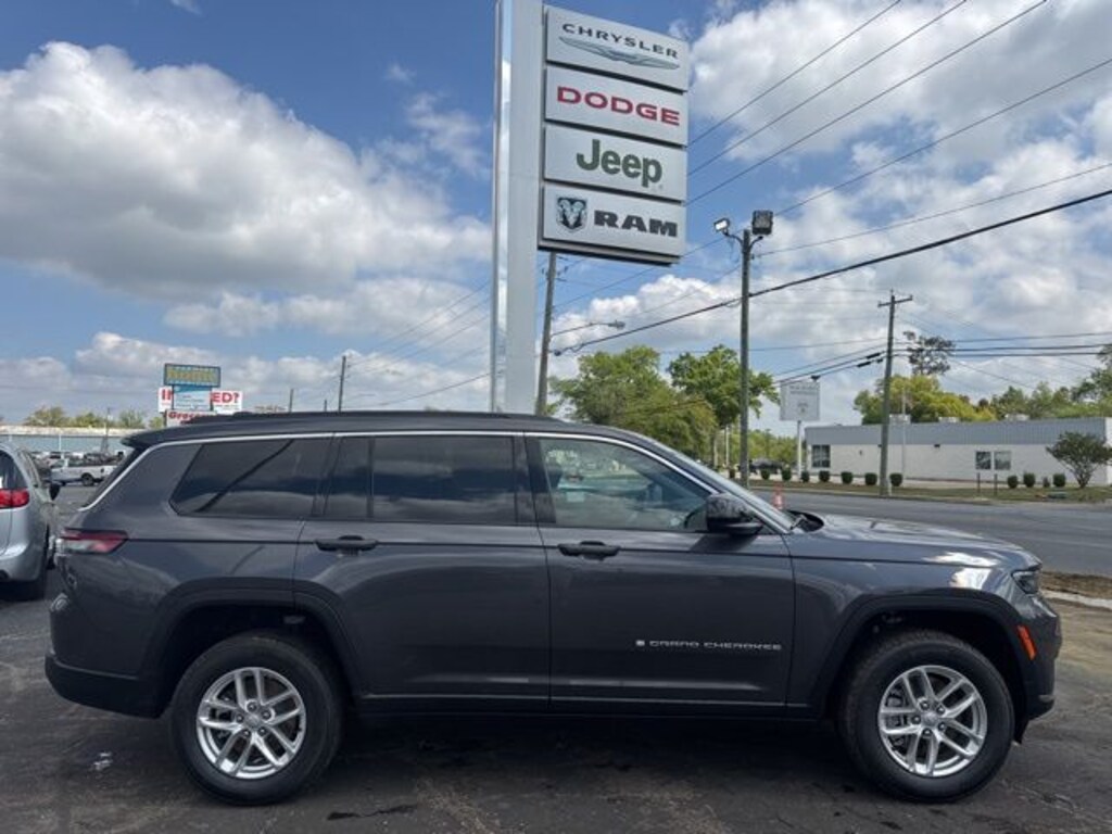 New 2026 Jeep Grand Cherokee L Laredo Sport Utility