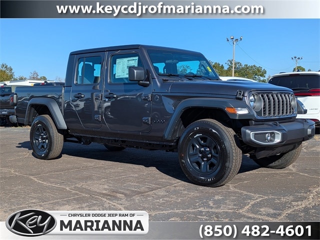 2026 Jeep Gladiator Sport's photo