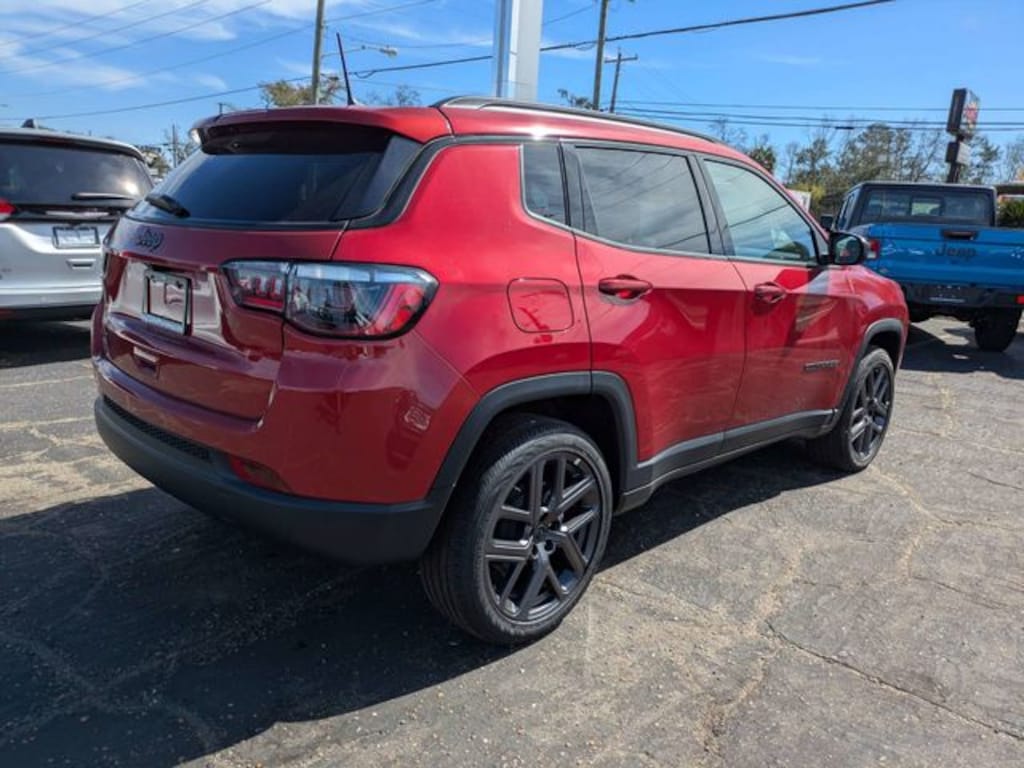 New 2026 Jeep Compass Latitude Sport Utility