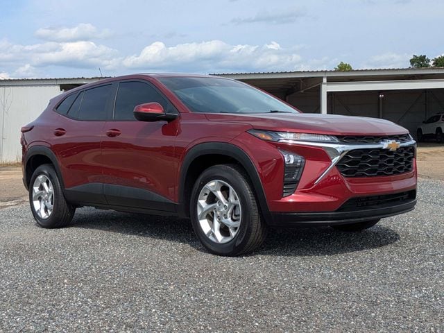 Used 2024 Chevrolet Trax LS with VIN KL77LFE29RC130872 for sale in Marianna, FL