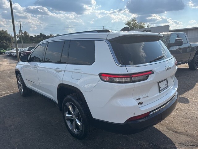 2022 Jeep Grand Cherokee Limited photo 4