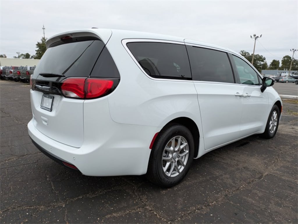 New 2026 Chrysler Voyager LX Cargo Van