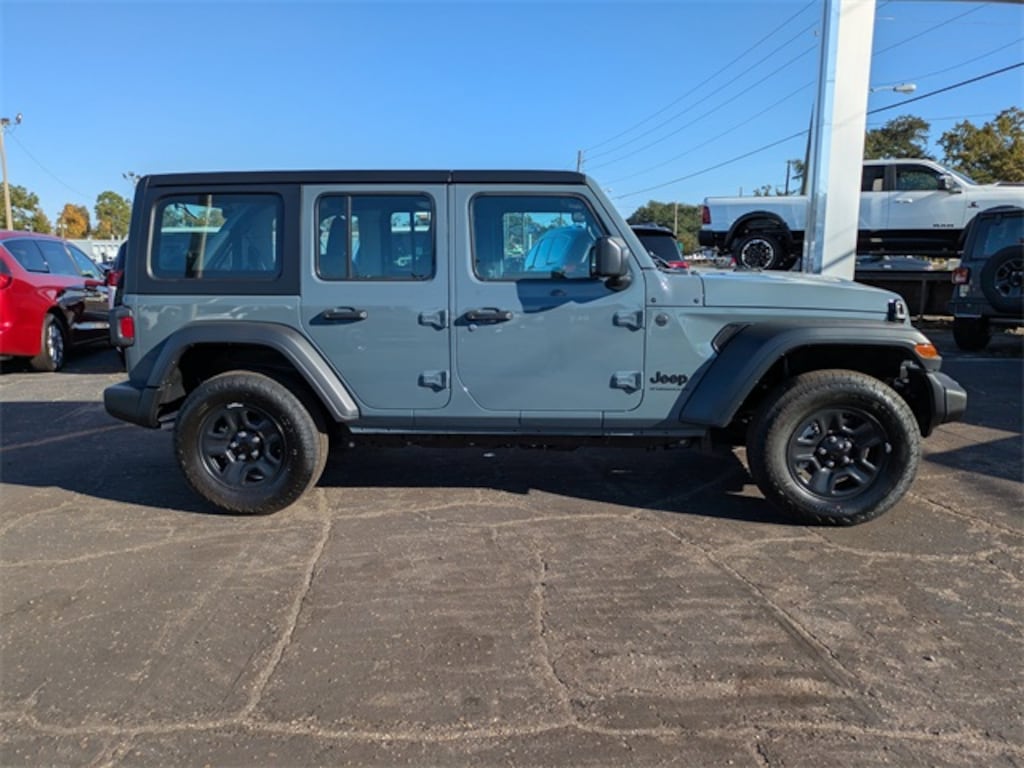 New 2026 Jeep Wrangler Sport Sport Utility
