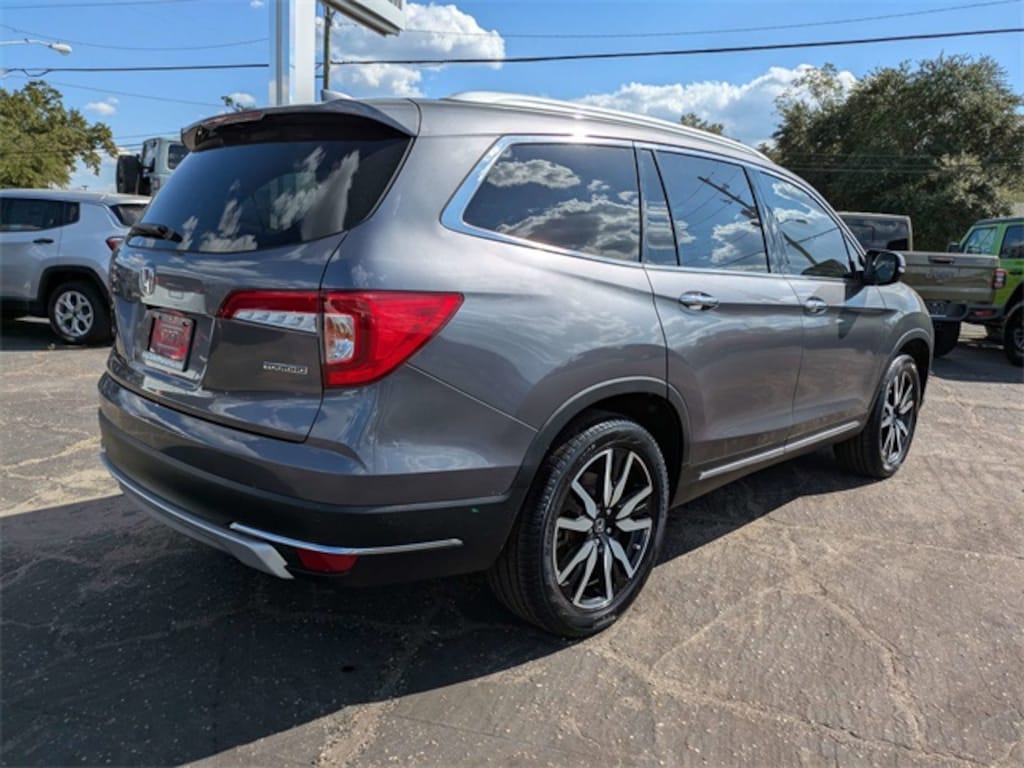 Used 2021 Honda Pilot Touring 8 Passenger 2WD SUV