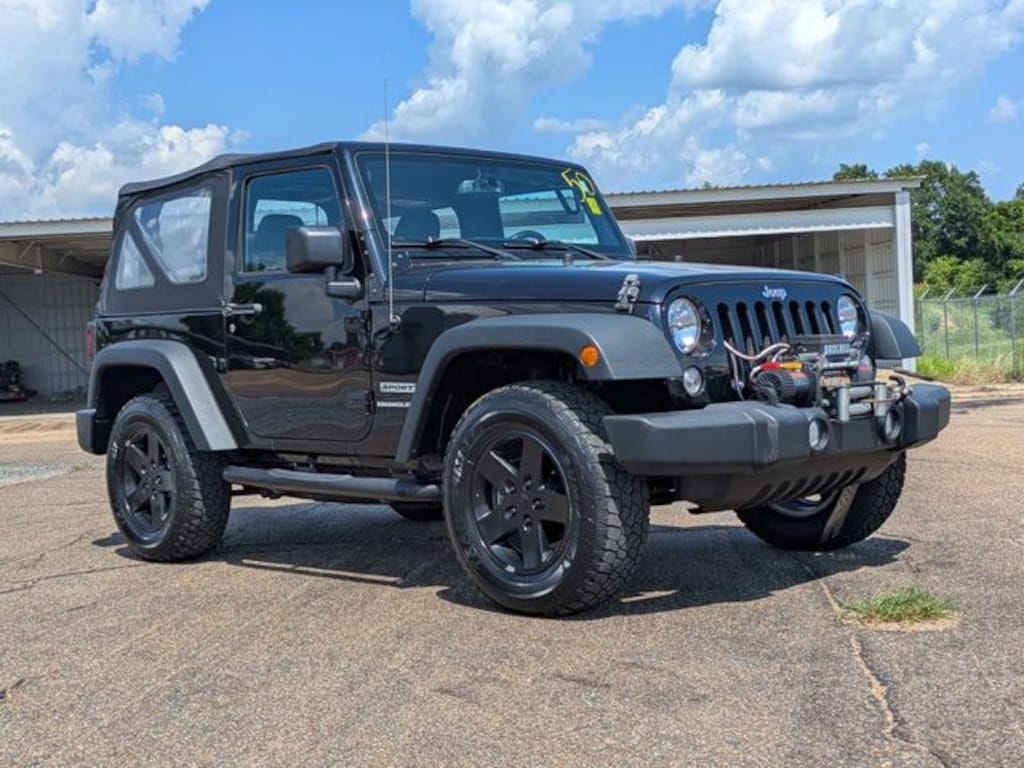 Used 2018 Jeep Wrangler JK Sport 4x4 SUV