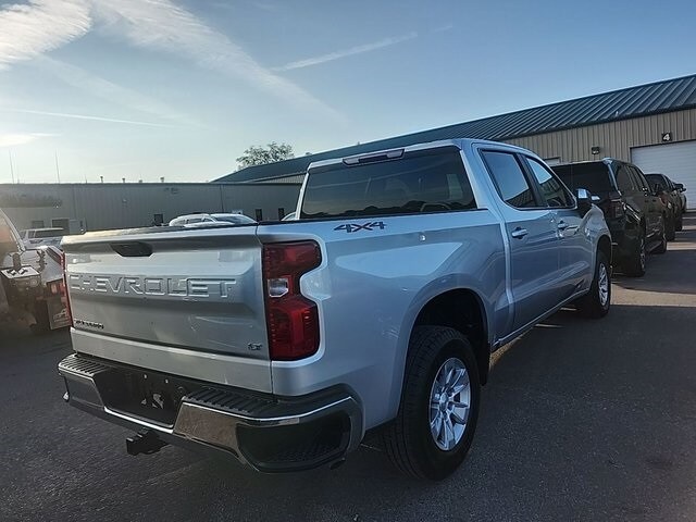 2022 Chevrolet Silverado 1500 photo 3