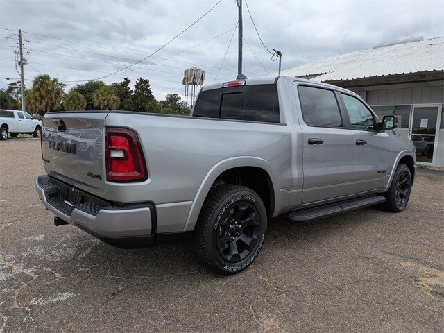 2025 Ram 1500 Big Horn Lone Star photo 3