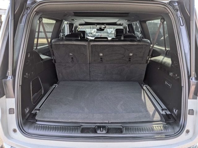 2023 Jeep Wagoneer L Series III - Photo 13