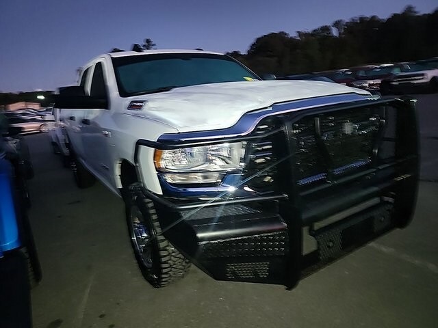 2022 Ram 2500 Tradesman photo 2