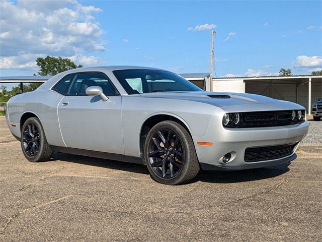 Used 2023 Dodge Challenger SXT with VIN 2C3CDZAG6PH527763 for sale in Marianna, FL