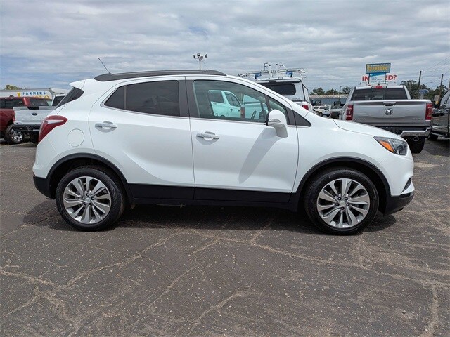 2019 Buick Encore Preferred photo 3
