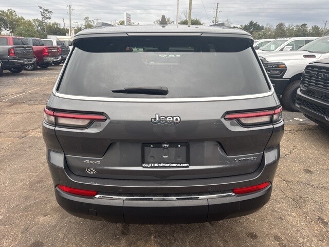 2023 Jeep Grand Cherokee Limited photo 3