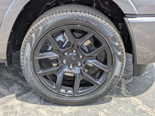 2026 RAM 1500 Laramie - Photo 10