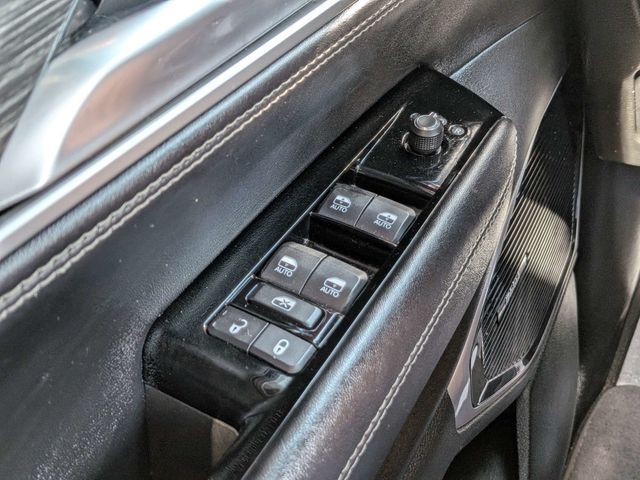 2023 Jeep Wagoneer L Series III - Photo 25