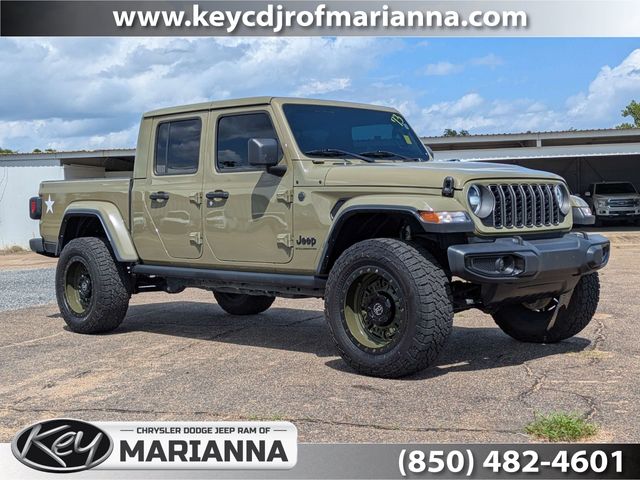 2025 Jeep Gladiator Nighthawk Auto's photo