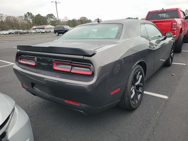 2022 Dodge Challenger R/T photo 3