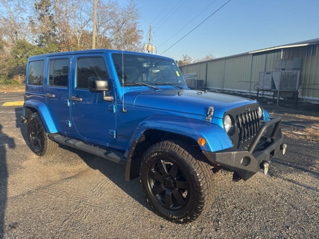 Used 2014 Jeep Wrangler Unlimited Sahara 4x4 SUV