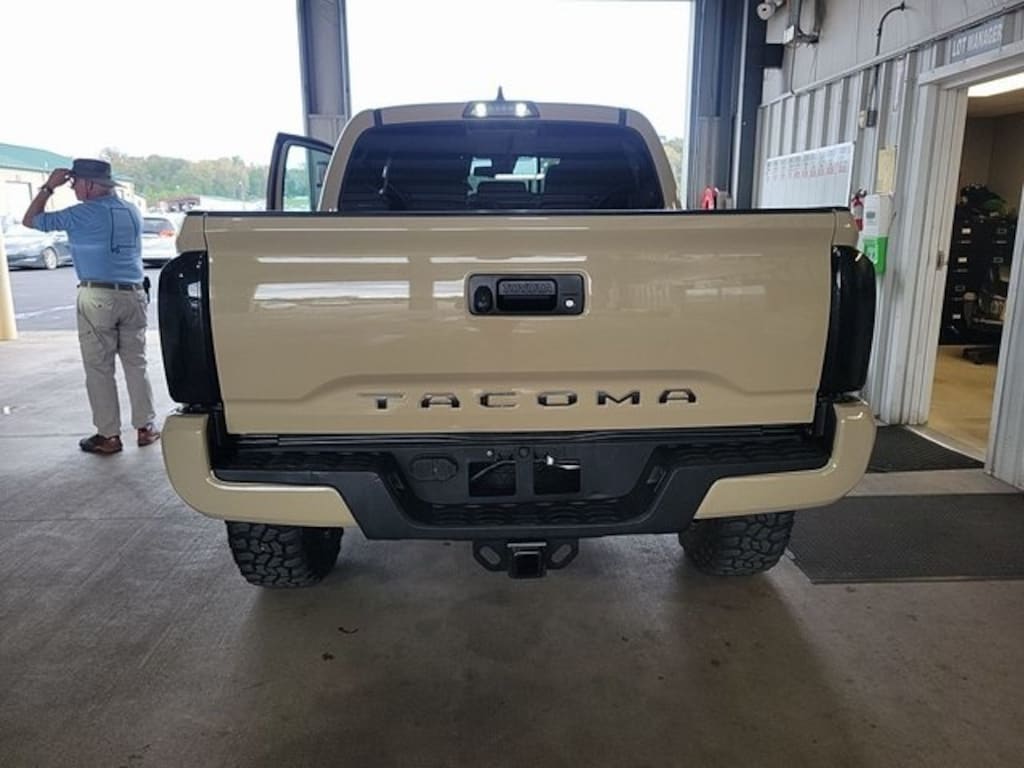 Used 2019 Toyota Tacoma  Truck Double Cab