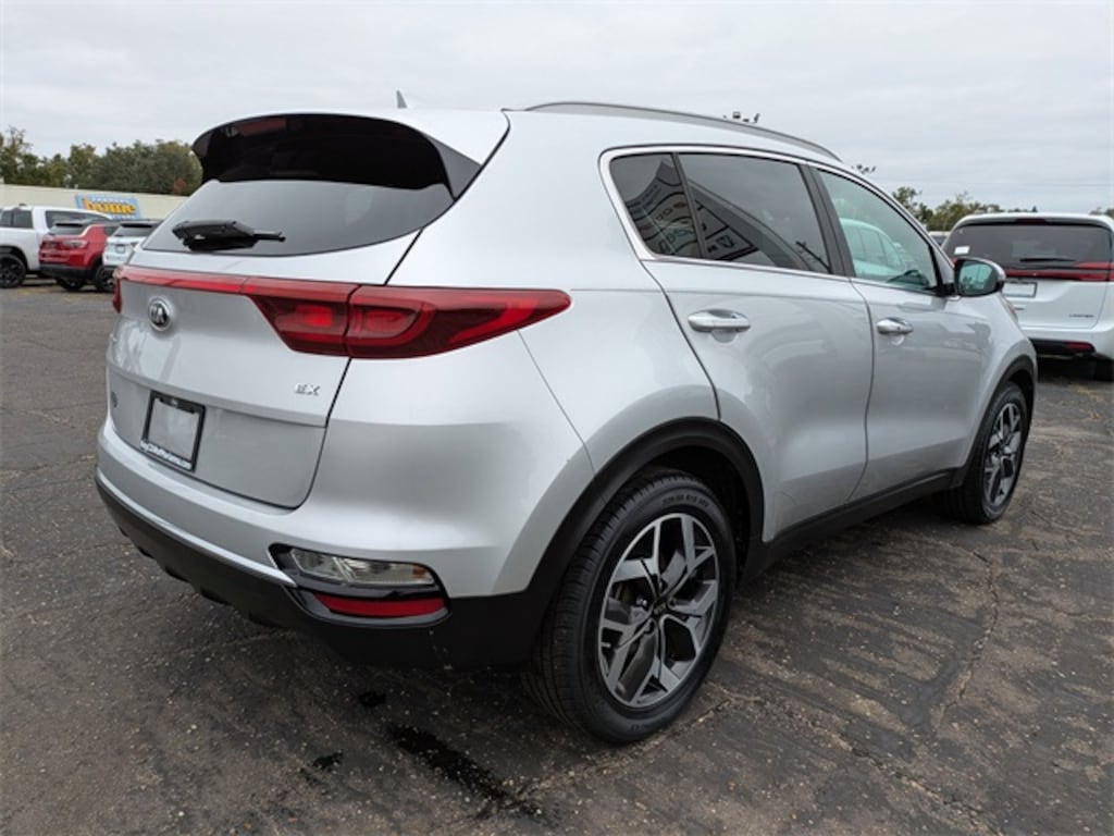 Used 2020 Kia Sportage EX SUV