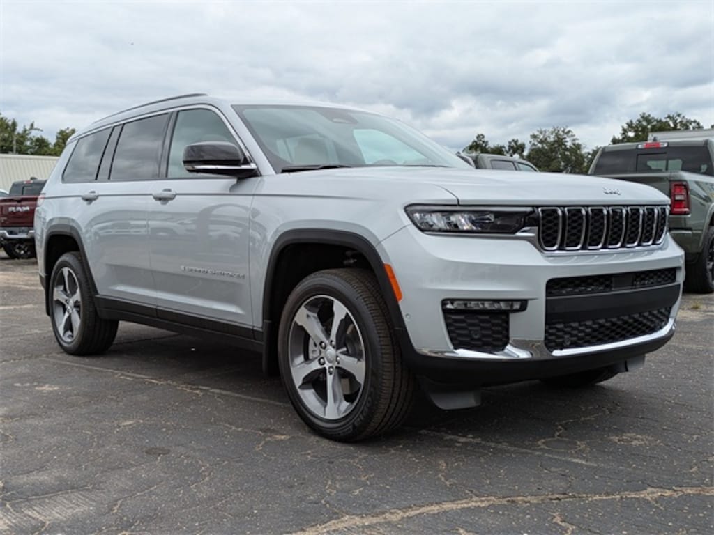 New 2025 Jeep Grand Cherokee L Limited Sport Utility