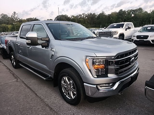 2022 Ford F-150 Lariat photo 2