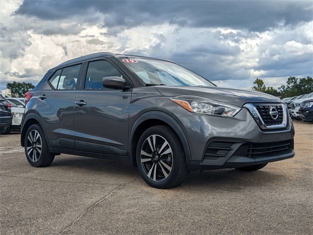 Used 2019 Nissan Kicks SV with VIN 3N1CP5CU8KL509170 for sale in Marianna, FL