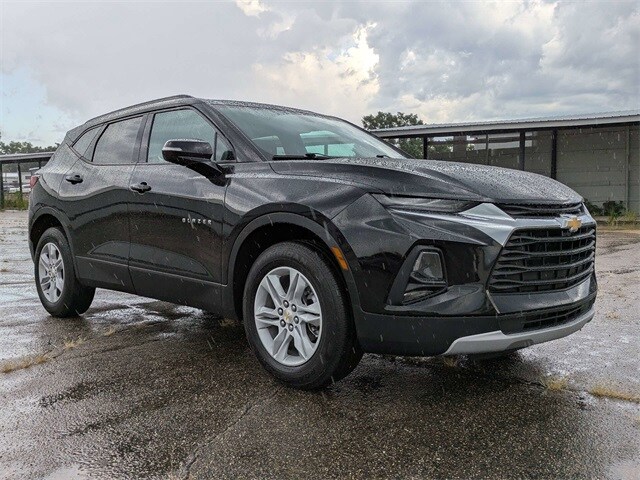 2021 Chevrolet Blazer 1LT photo 2